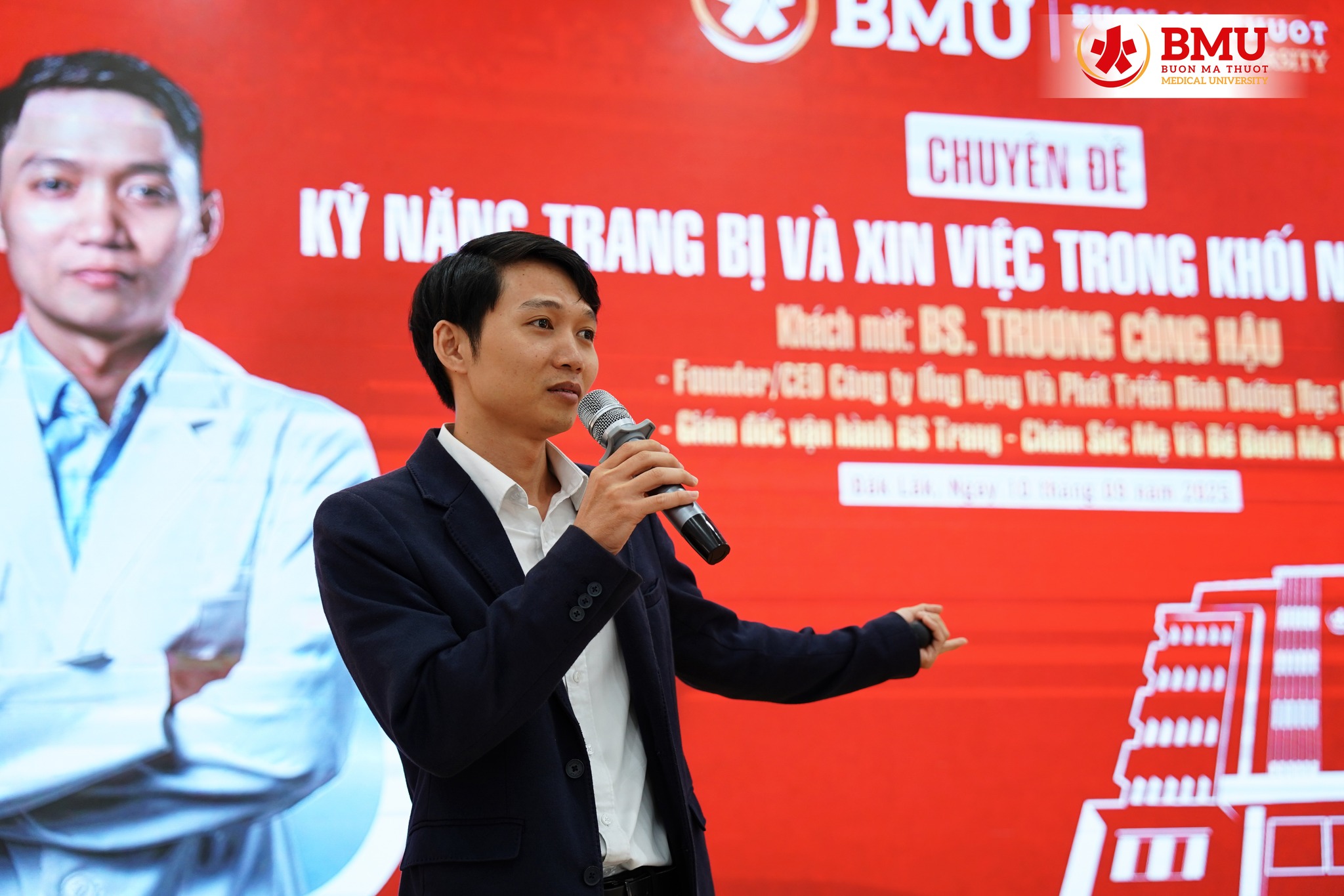 BS. Trương Công Hậu chia sẻ chuyên đề: Kỹ năng trang bị và xin việc trong khối ngành sức khỏe