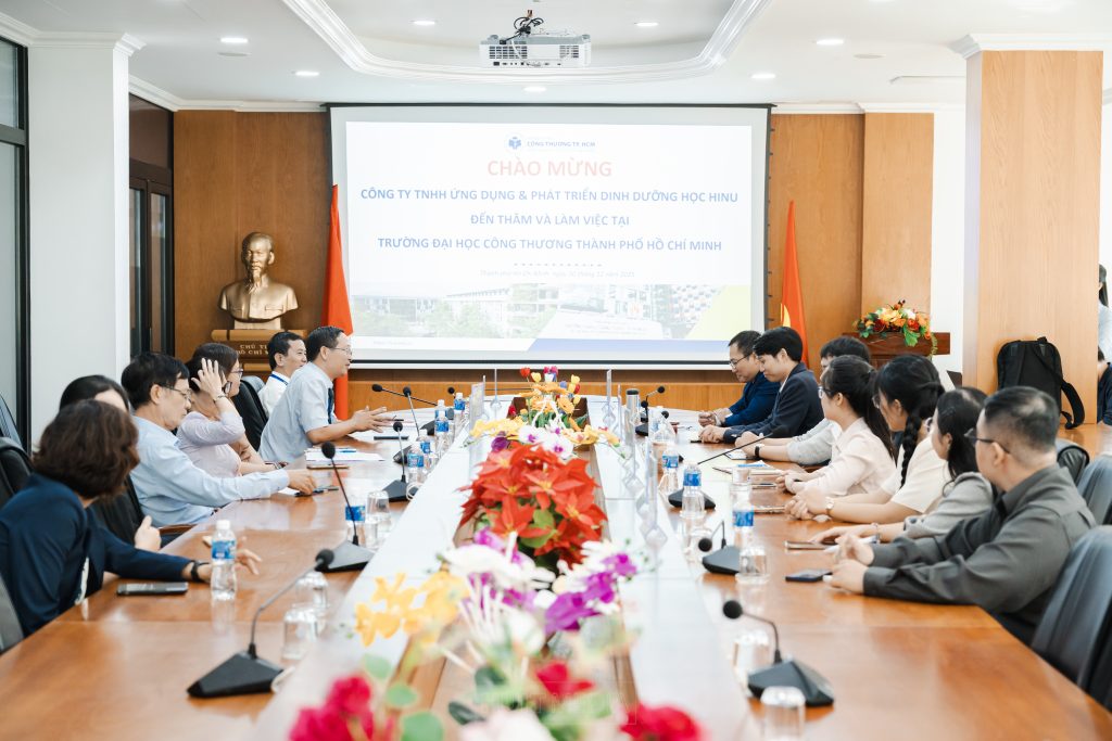 Toàn cảnh buổi ký kết thỏa thuận hợp tác tại Trường Đại học Công Thương TP.HCM (HUIT)